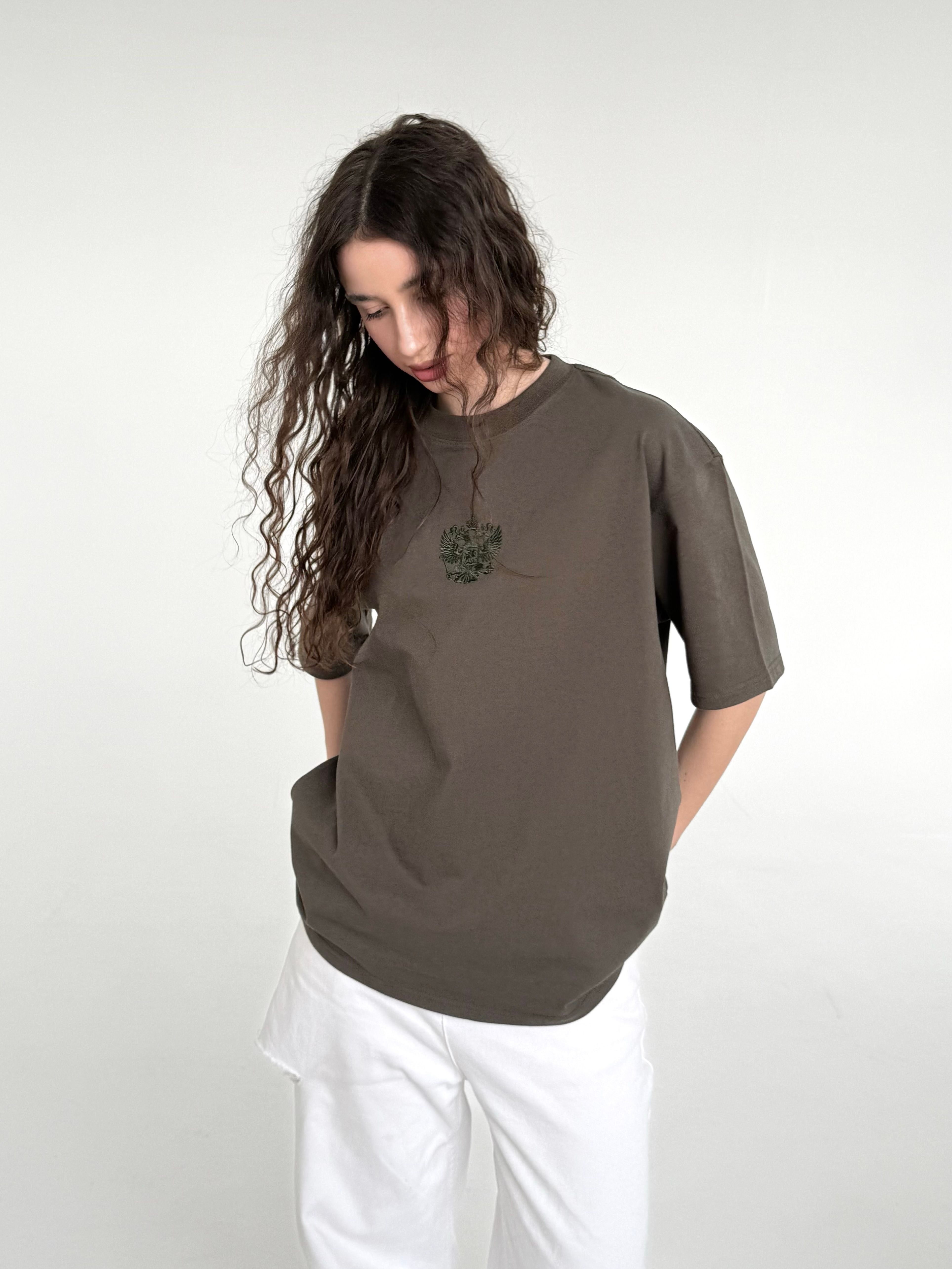 Футболка-ковер в цвете хаки